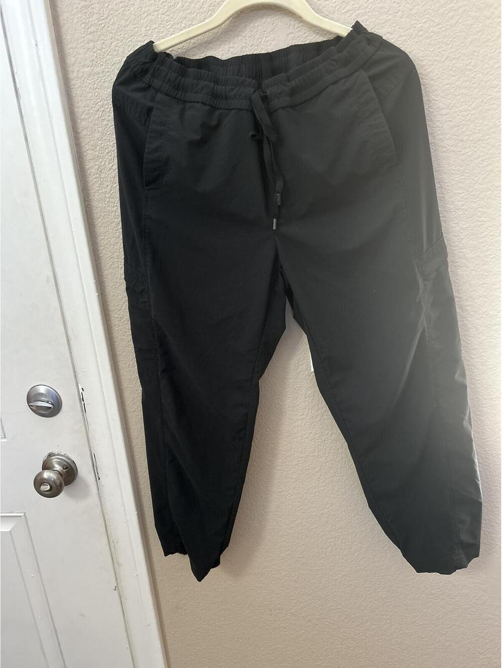 Eddie Bauer Woman's Black Elastic Waist Jogger Pants with Drawstring Size Medium
